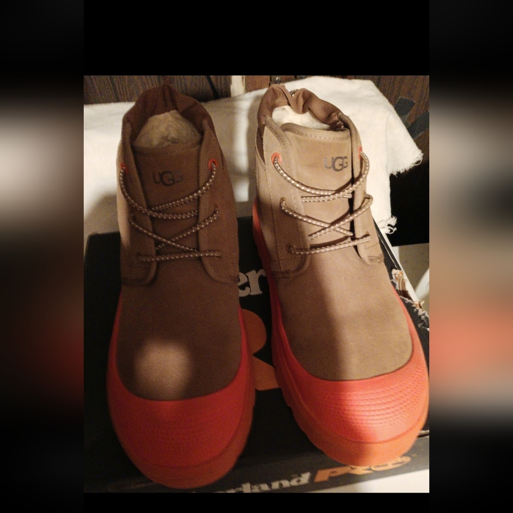 UGG Neumel Weather Hybrid Boots - Brown and Orange Size 13 Limited Edition LNWOT